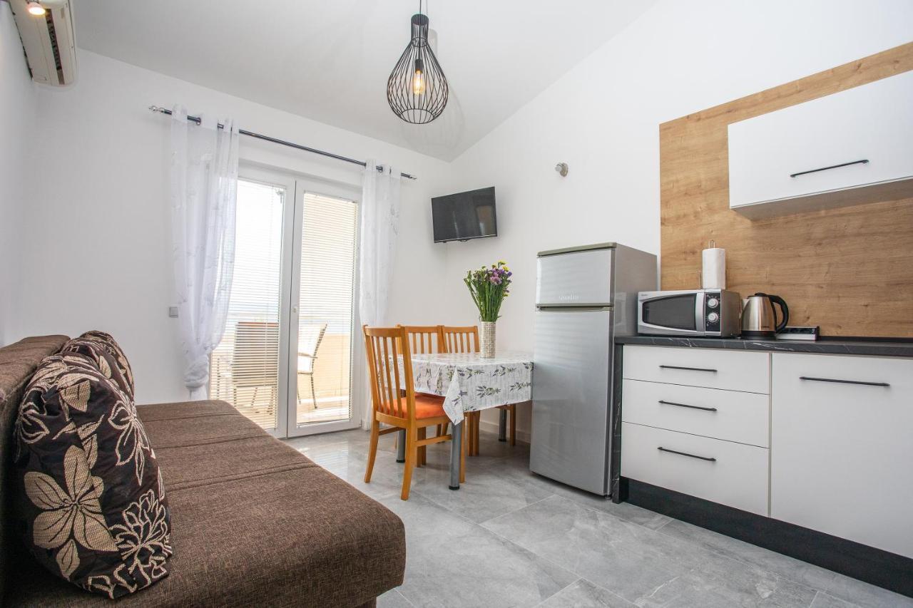 Apartments Nedo Dalmatia 오미스 외부 사진